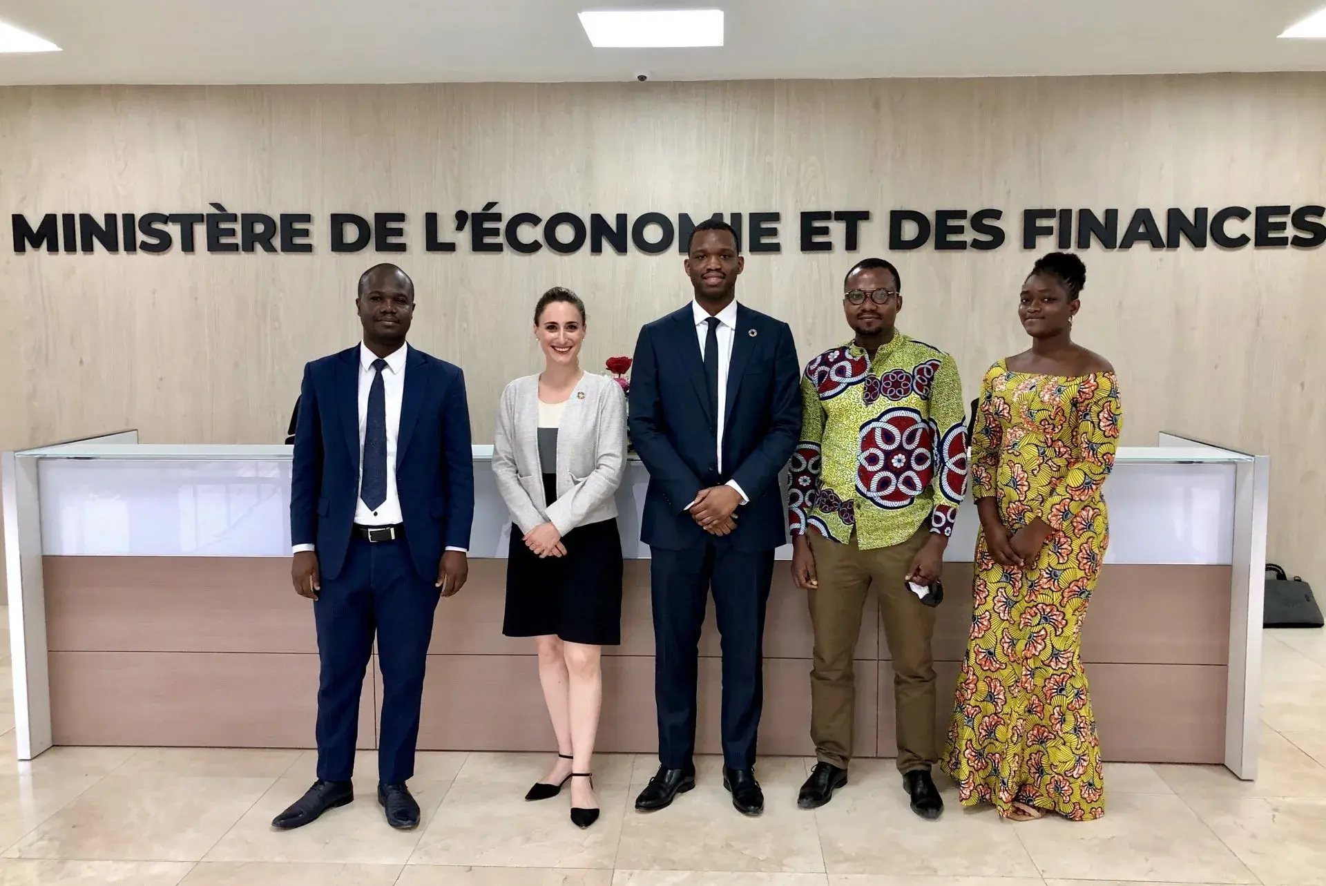 SDSN’s team for Benin SDG project with the SDG Bond Monitoring Unit of the Ministry of Economy and Finance of Benin.